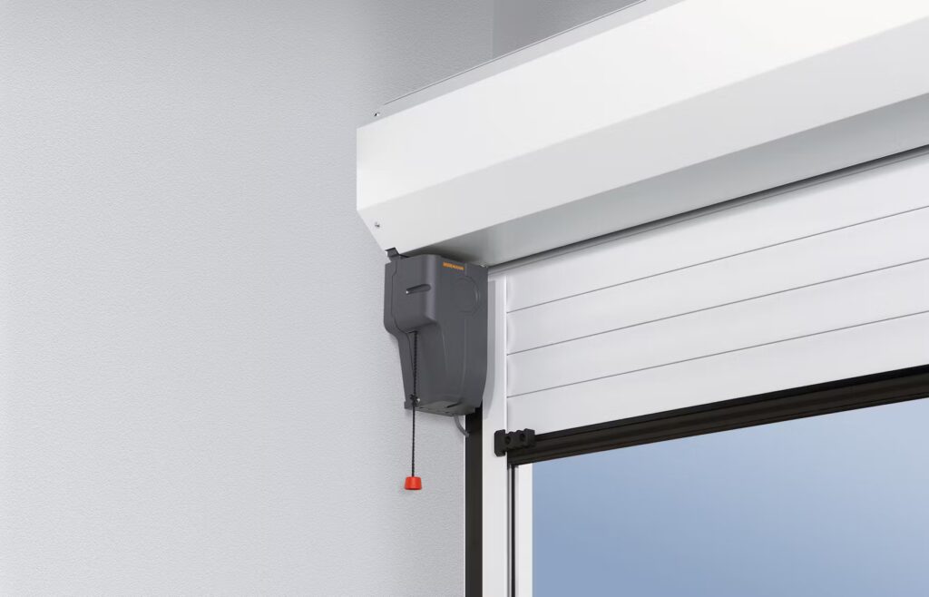 Kompaktná rolovacia brána